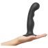 Strap-on-me P&G L - Taipuisa, imukupilla varustettu dildo (musta)