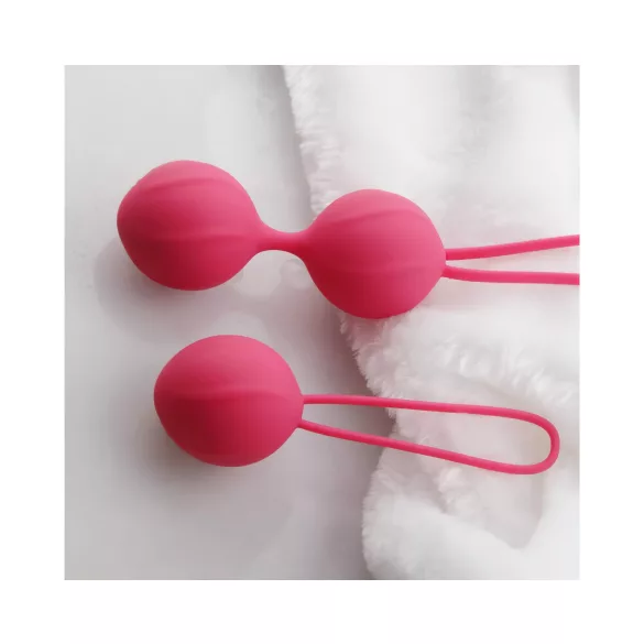 Cotoxo Cherry - kaksiosainen geishakuulasetti - punainen