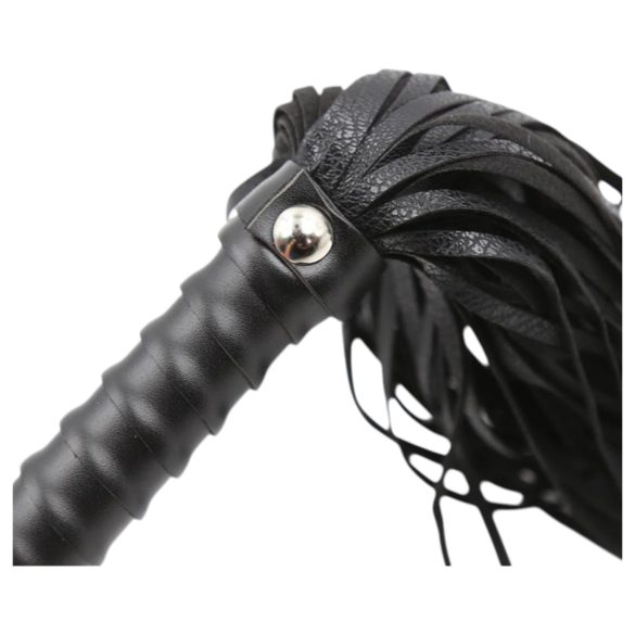 Latetobed - piiskalla tekstuuri - musta 48 cm