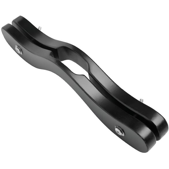 Musta puinen juomapyhätökkä