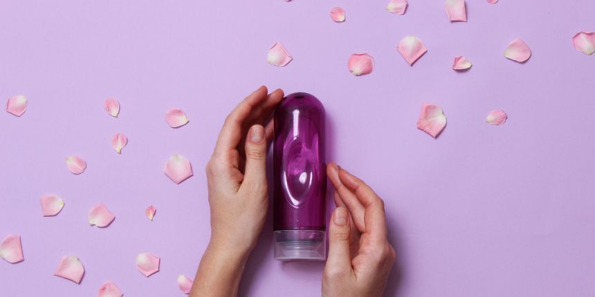 Millaisia liukuvoiteita seksiin on olemassa? lovesexshop.fi seksikauppa