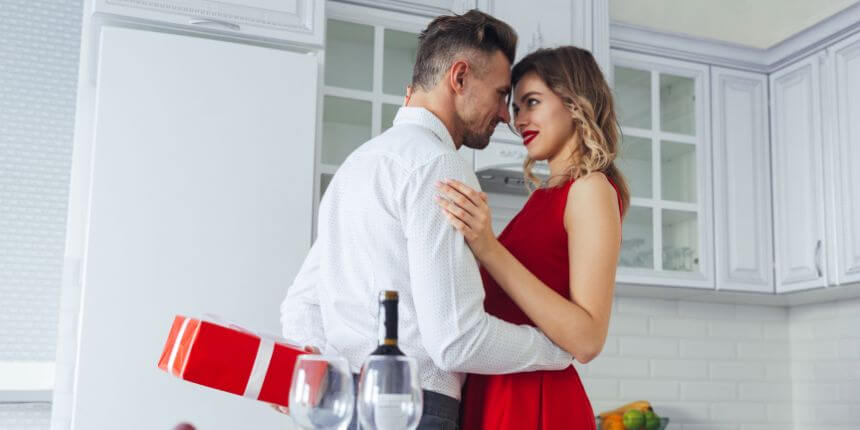 Paras ja seksikkäin ystävänpäivälahja hänelle – Lovesexshop.fi seksikauppa
