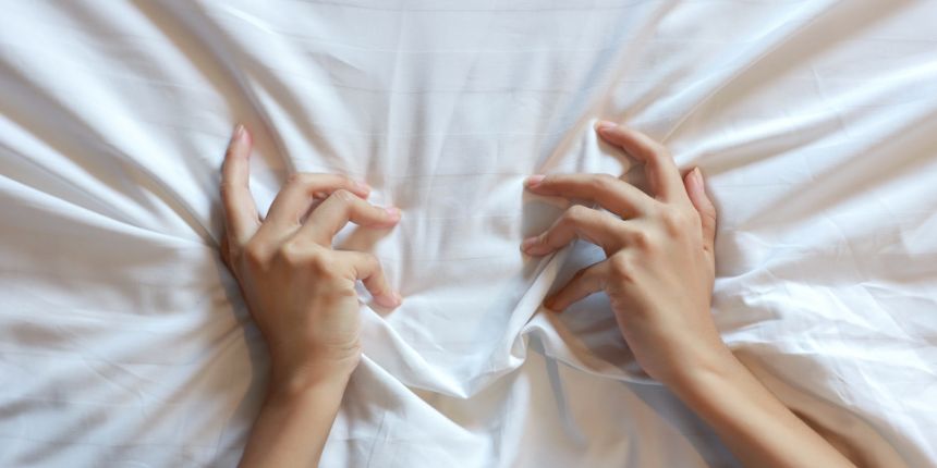 Voiko squirttata ilman orgasmia? Naisen orgasmin opas - lovesexshop.fi seksikauppa